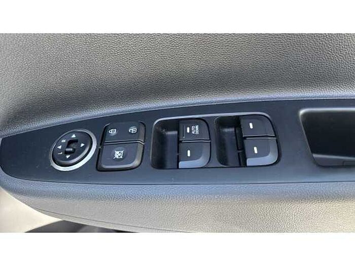 Hyundai i10 I10 1.0 SE 5dr 