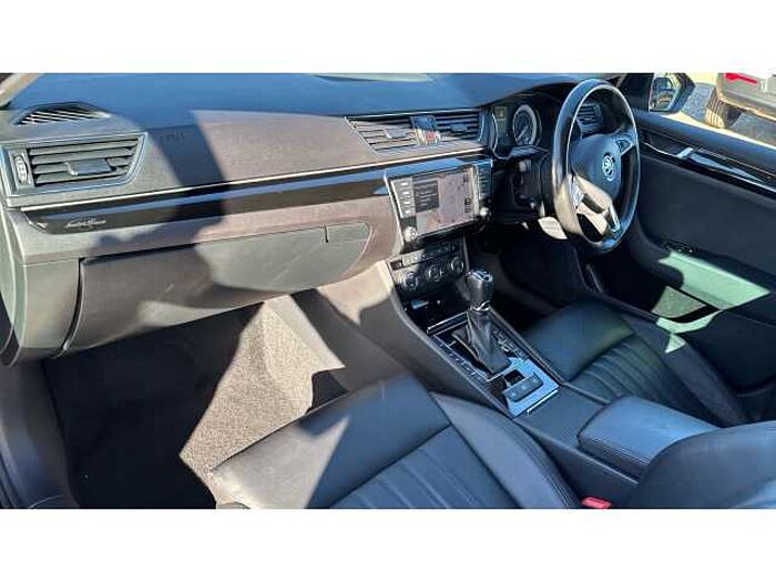 SKODA Superb SUPERB 2.0 TSI Laurin + Klement 5dr DSG 