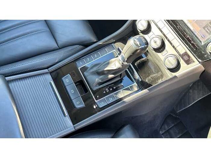 SKODA Superb SUPERB 2.0 TSI Laurin + Klement 5dr DSG 