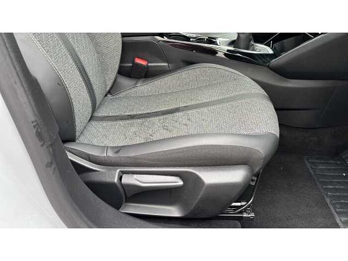 Peugeot 2008 2008 1.2 PureTech 130 Allure 5dr 